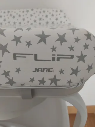 Bañera cambiador de Jane. Modelo Flip.