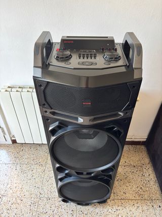 Altavoz Aiwa Trolley Earthquake