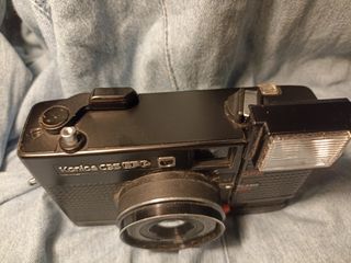 Konica C35 EF P Cámara 35mm.