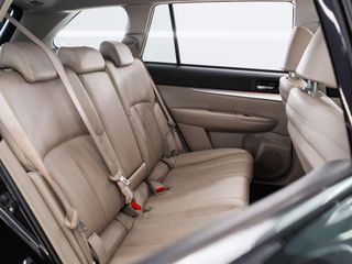 Subaru Legacy Outback 2.0D Limited