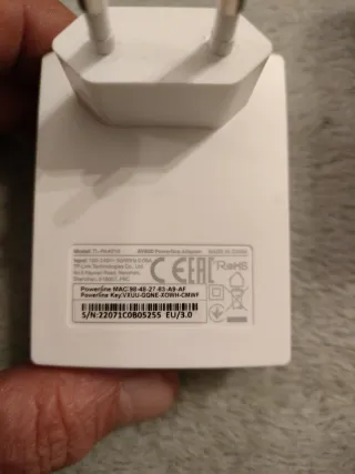 Kit PLC TP-Link TL-WPA4220 + TL-PA4010 WiFi