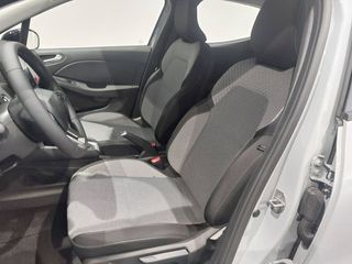 Renault Clio Clio E-TECH Full Hybrid Evolution 105kW Evolution