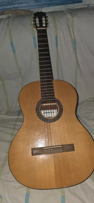 Guitarra Admira Alba - Como Nueva