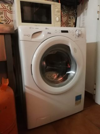 Lavadora Candy GrandÓ Comfort 8kg - 1200 RPM