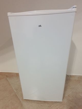 Mini Nevera OK Blanca