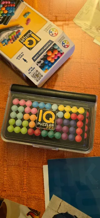 IQ Puzzler Pro Juego de Lógica