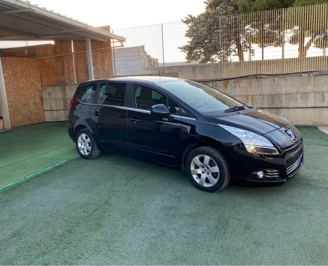 Alquiler coche 7 plazas