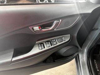 Hyundai Kona 100kW EV Tecno 2C