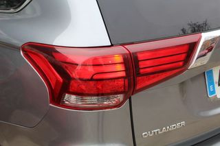 Mitsubishi Outlander 2.0PHEV 203CV KAITEKI