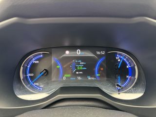 Toyota Rav4 2.5l 220H Luxury