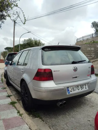 Volkswagen Golf 2001