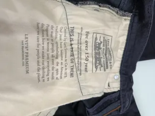 Pantalón Levi's Negro Talla W31 L32.