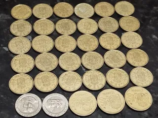 Lote 35 monedas 100, 200 y 500 pesetas