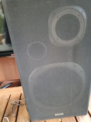 Pareja Altavoces Philips Negros