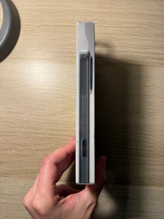 Custodia Beats iPhone 16 Pro MagSafe