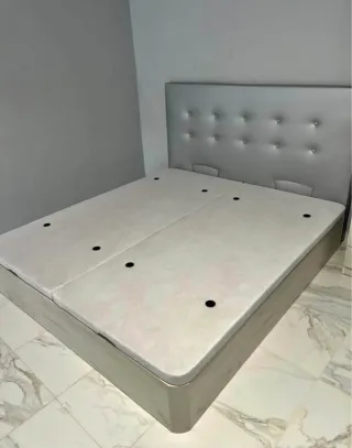 Canapés,colchónes, Somieres, base, cabezales....