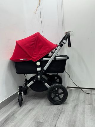 Passeggino Bugaboo Cameleon 3 Plus, rosso e nero, con ovetto