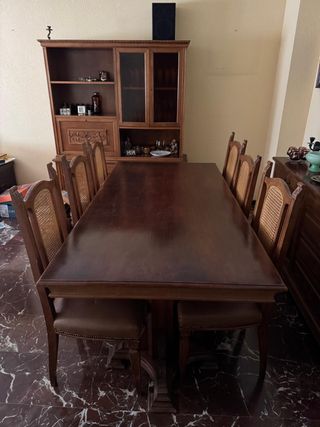 Mesa comedor y 6 sillas madera oscura