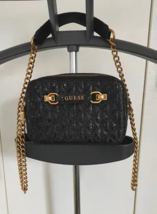 Borsa Guess Aveta Camera Bag nera