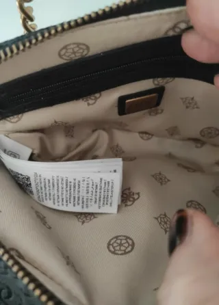 Borsa Guess Aveta Camera Bag nera