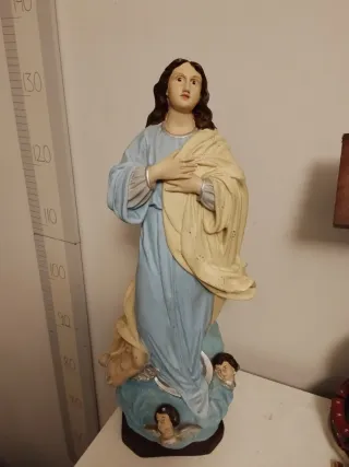 Figura Inmaculada Concepción con ángeles