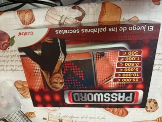 Juego de mesa Password