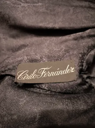 Abrigo sintético imitación Astracán negro