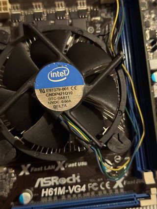 Scheda Madre ASRock H61M-VG4