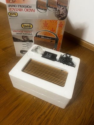 Radio Vintage Trevi OM/MF Portatile VRA 780