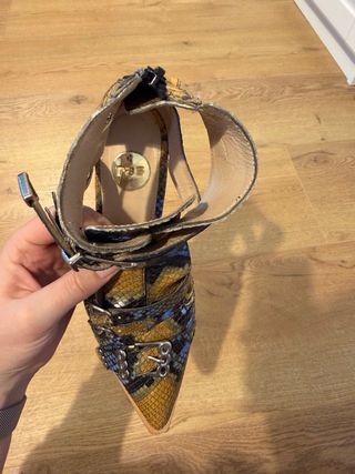 Botines RAS Piel Serpiente Talla 39