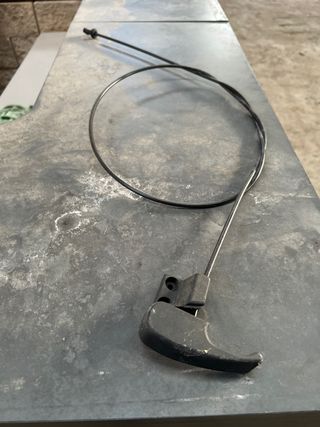 Tirador Capó Seat Leon Mk1