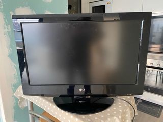 Televisor LG Negro 80x54
