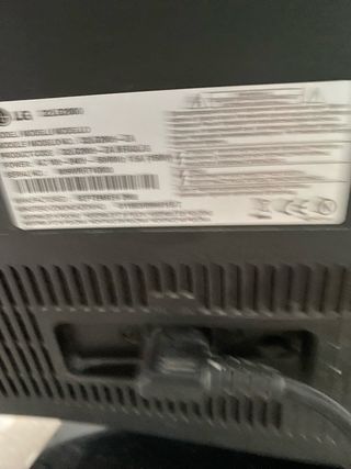 Televisor LG Negro 80x54