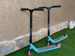 2 Patinetes Freestyle Azules (15€ uno)