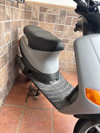 Piaggio Zip 49cc Scooter Automática