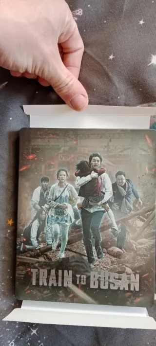 Train to Busan Steelbook Blu-ray 2 Discos