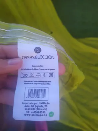 Cortina verde de gasa