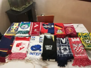 Blocco 13 sciarpe calcio