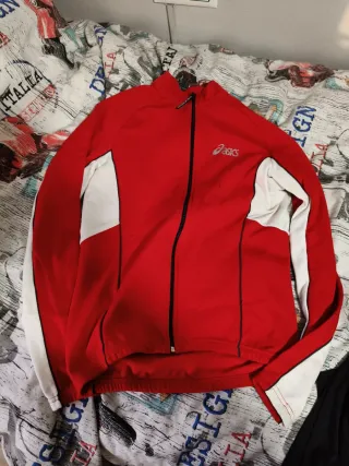 Chaqueta Asics Ciclismo Roja Talla M
