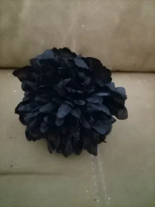 Flor flamenca negra