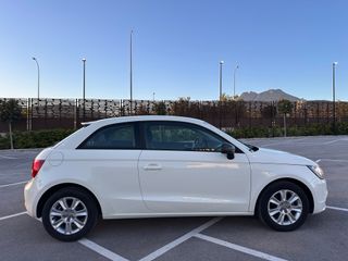 Audi A1 2011