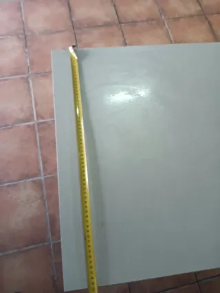 Mesa de trabajo/escritorio metálico y madera