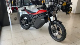 Moto Eléctrica Leonart Rigger 2026