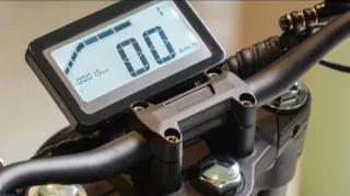 Moto Eléctrica Leonart Rigger 2026