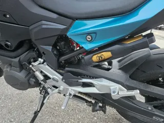 BMW F900R 105CV FULL EXTRAS