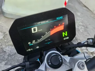 BMW F900R 105CV FULL EXTRAS