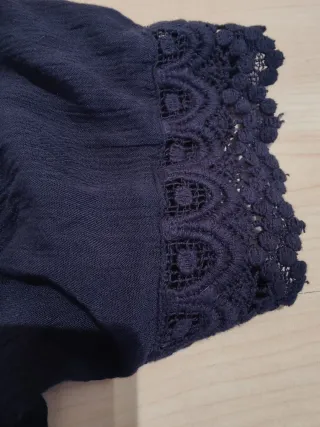 Top ONLY Morado S/36/8 Hombros Descubiertos Encaje