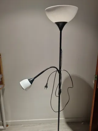 Lampada da terra moderna