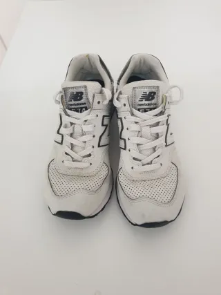 Zapatillas New Balance 574 Plata y Blanco