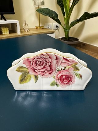 Porta tovaglioli in porcellana con rose